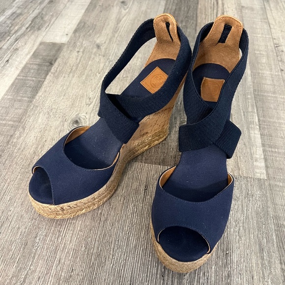 Tory Burch navy Peep- toe cork wedges - Picture 2 of 6